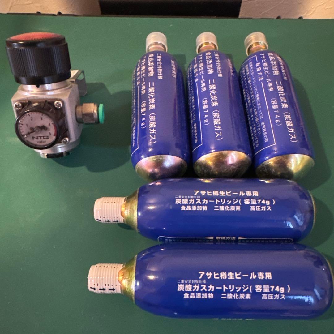 ビールサーバー用ミニガス減圧弁&ミニガス5本