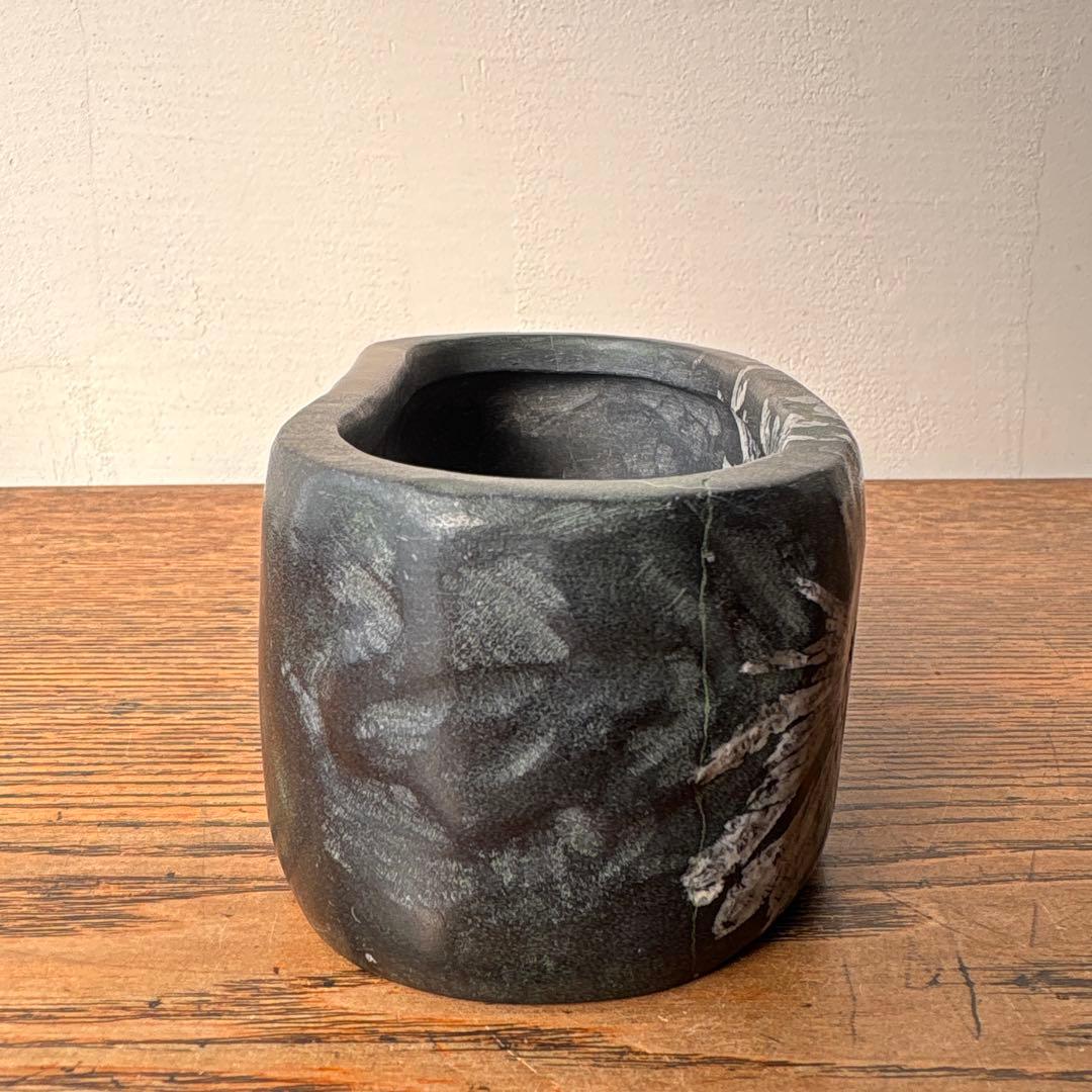 菊花石 鑑賞石 くり抜き 花器 水盤 いけばな 黒 茶花 レア 骨董 珍品