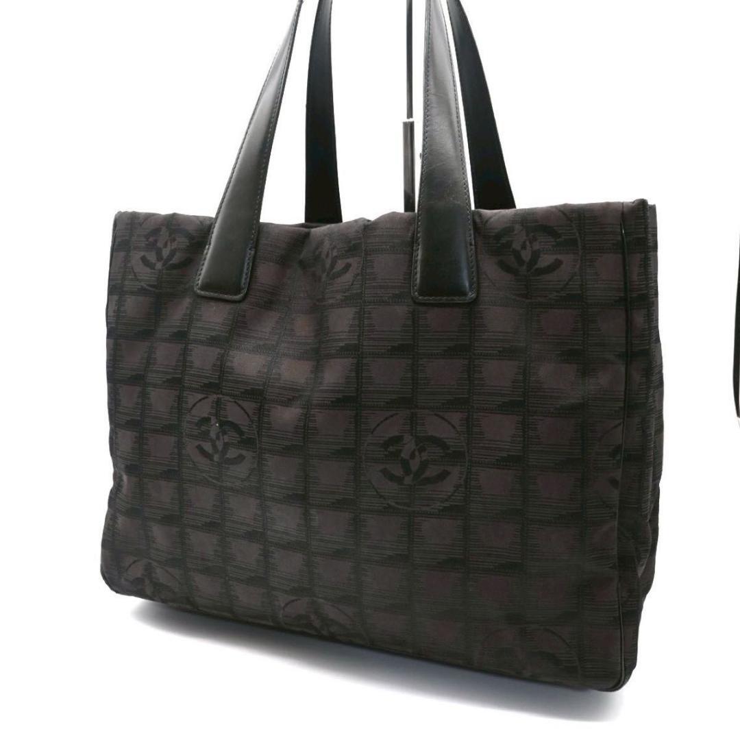 シャネル ニュートラベルライン トートMM ブラウン ナイロン CHANEL