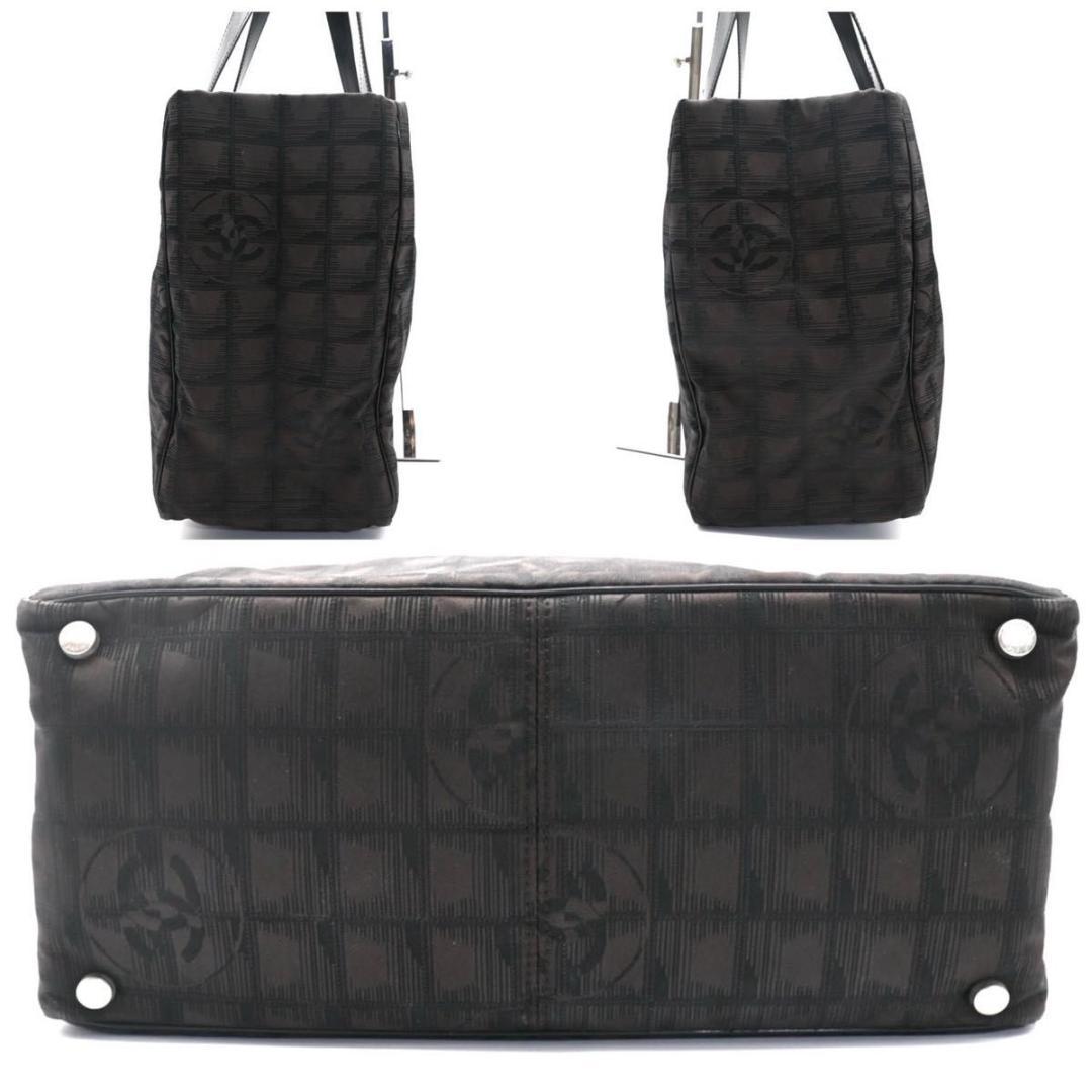 シャネル ニュートラベルライン トートMM ブラウン ナイロン CHANEL
