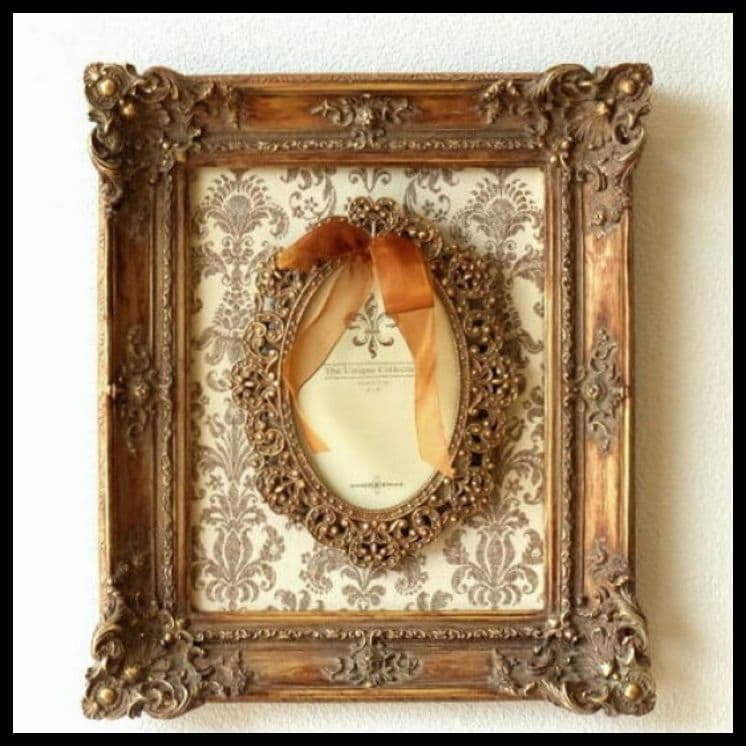輸入雑貨　クラッシックゴールド　フランス　『壁掛けフォトフレーム』　アンティーク