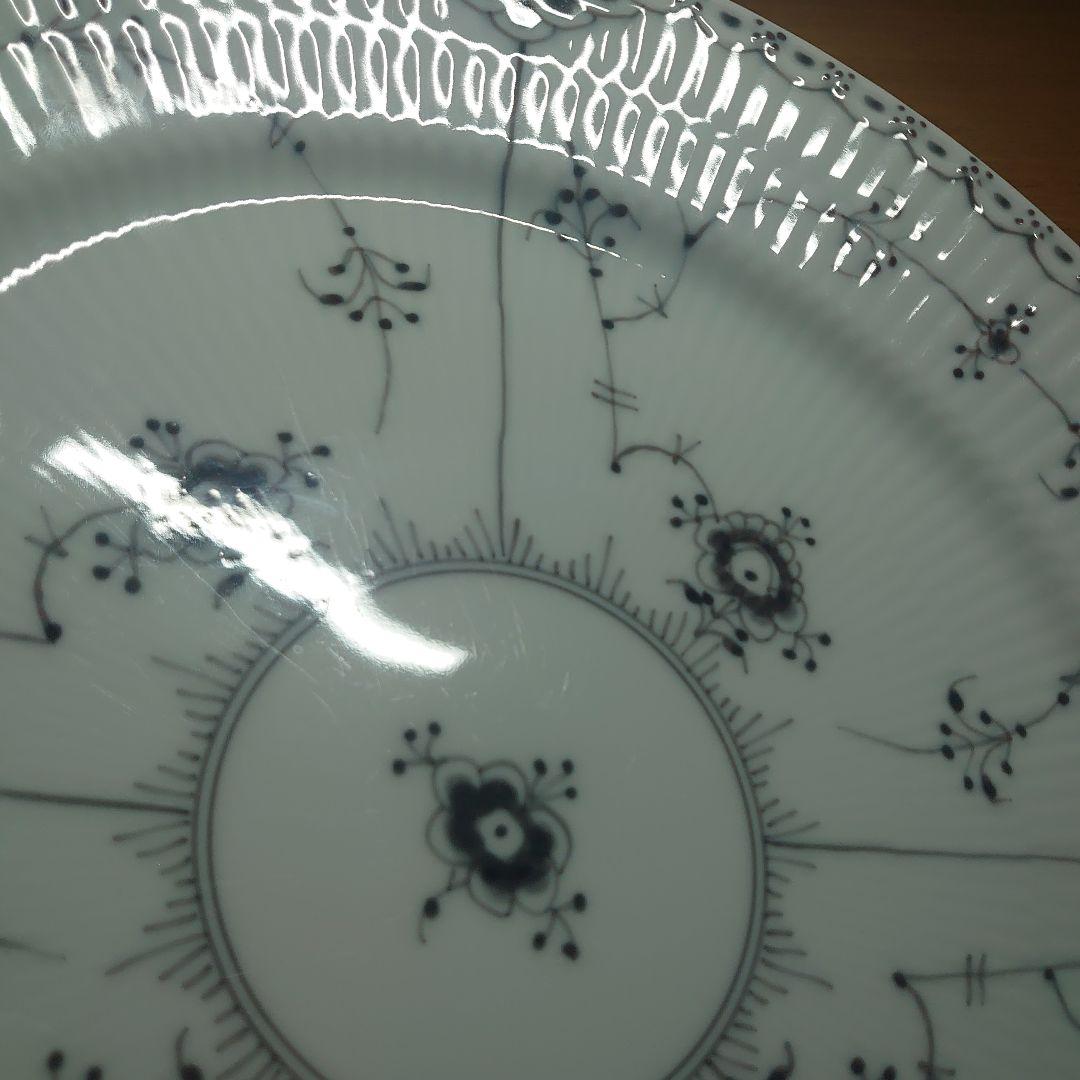 ロイヤルコペンハーゲン　ブラックフルーテッドハーフレース　プレート