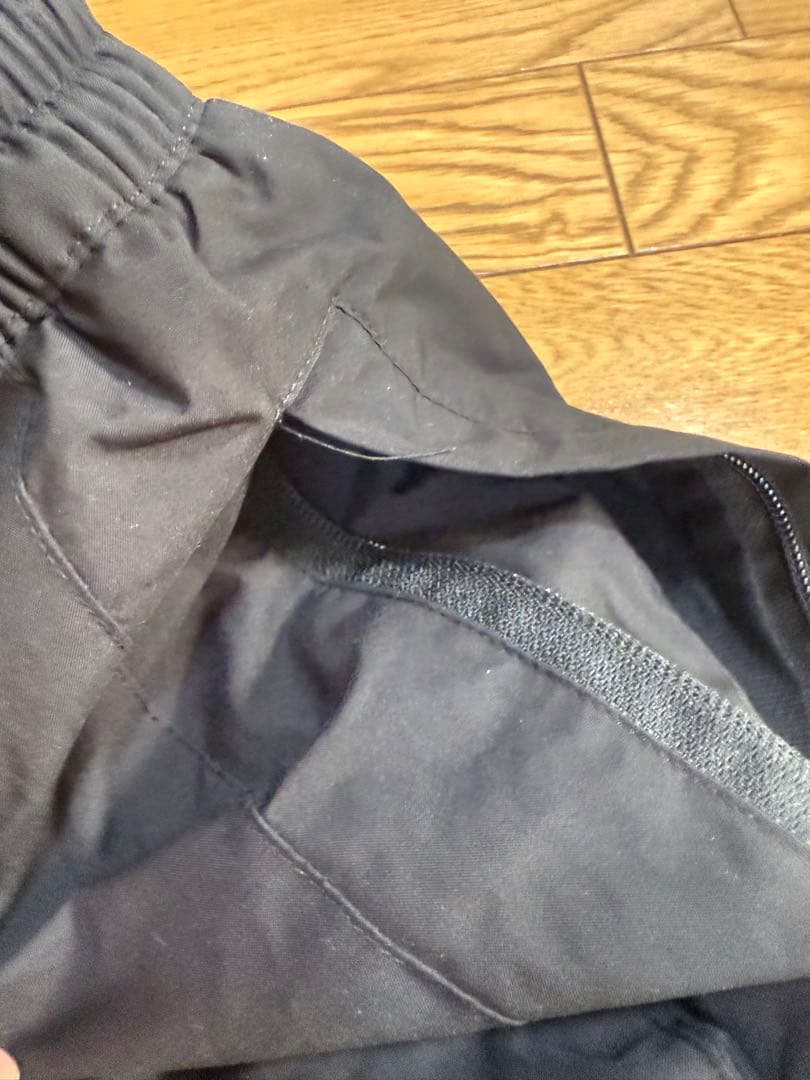 スノーボードウェアセット 黒/グレー　手袋おまけ