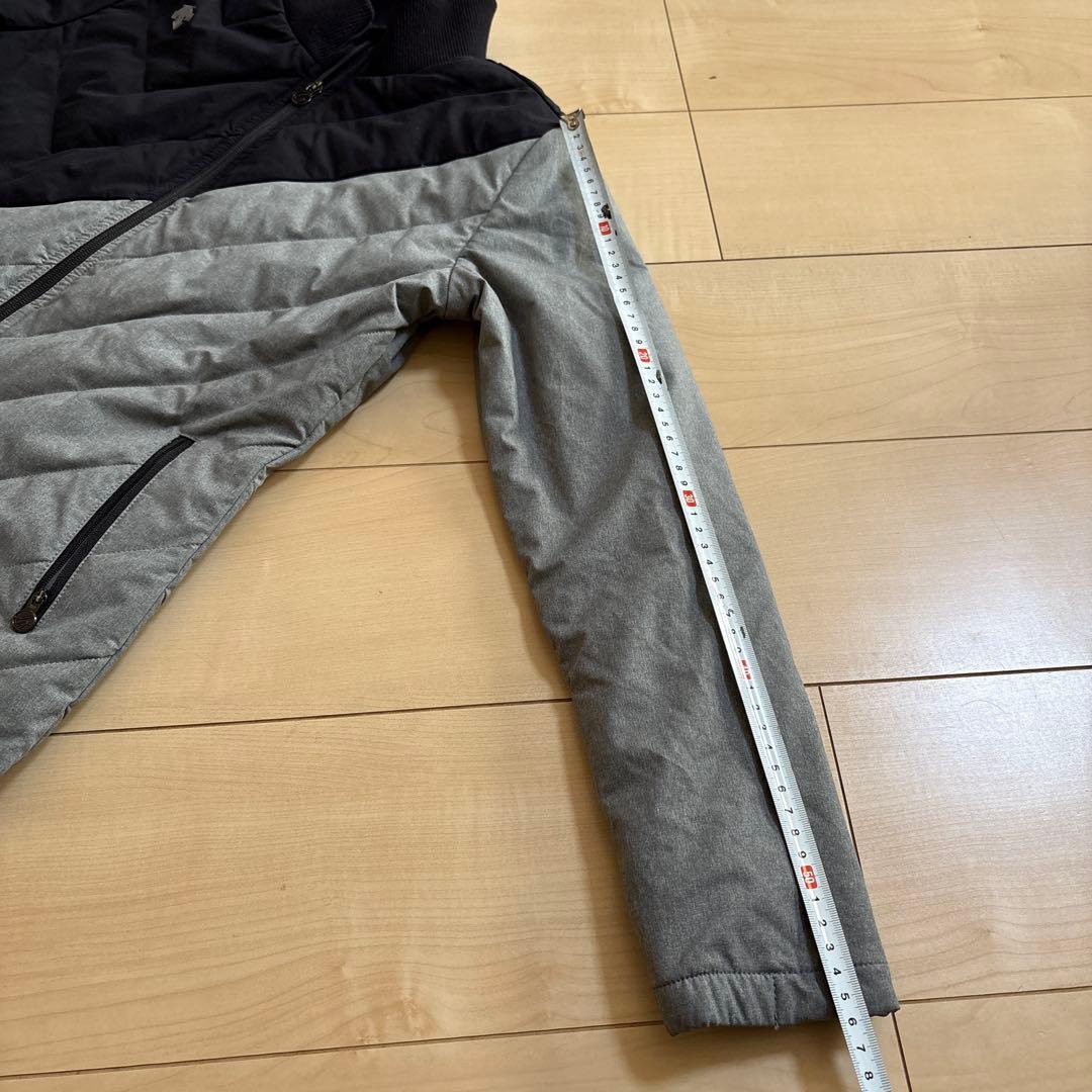 デサント　DESCENTE レディースジャケット 黒と灰色 バイカラー　サイズM
