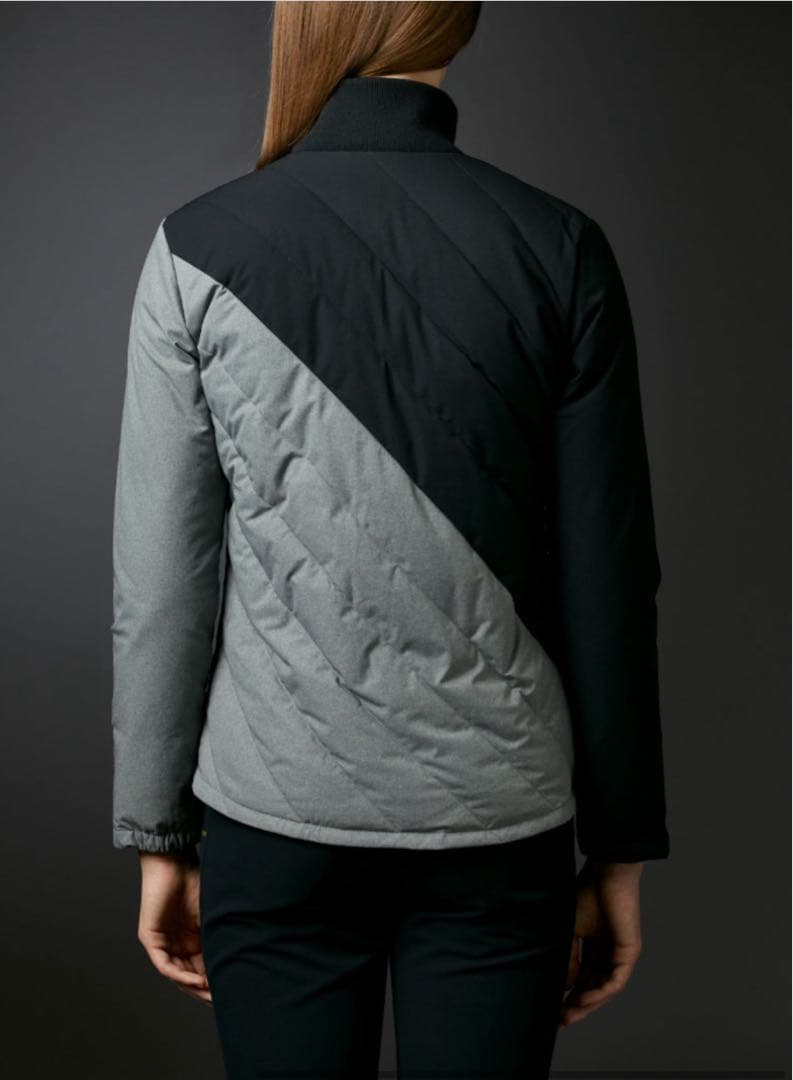 デサント　DESCENTE レディースジャケット 黒と灰色 バイカラー　サイズM