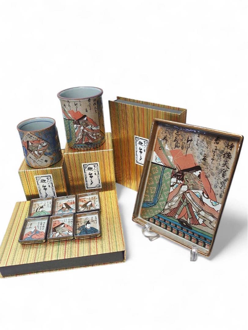 未使用　百人一首デザイン陶器皿歌仙 　陶器歌留多　湯呑 箸置