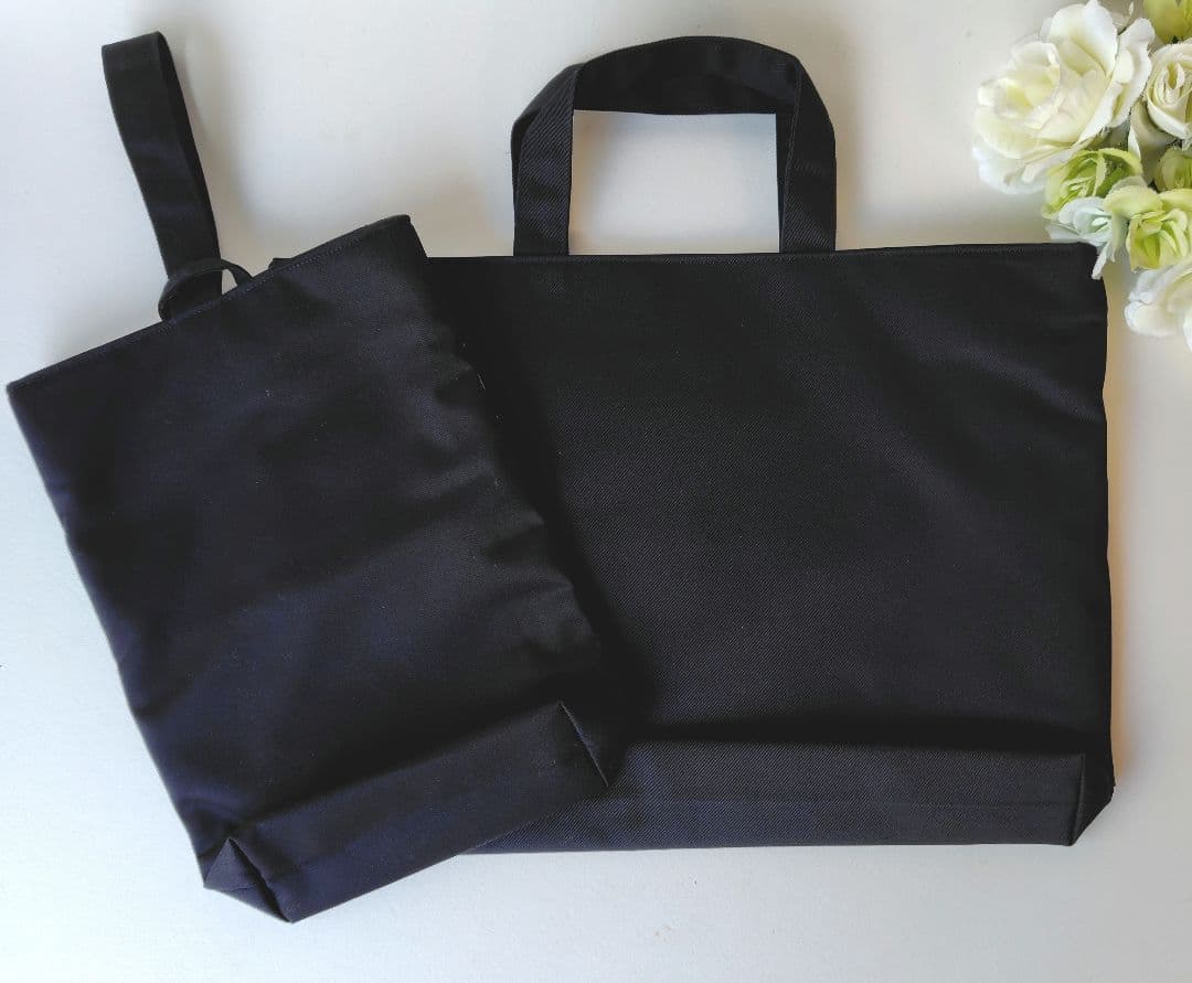 お嬢様用　レッスンバッグと靴袋のセット　スモッキング刺繍　ネイビー地