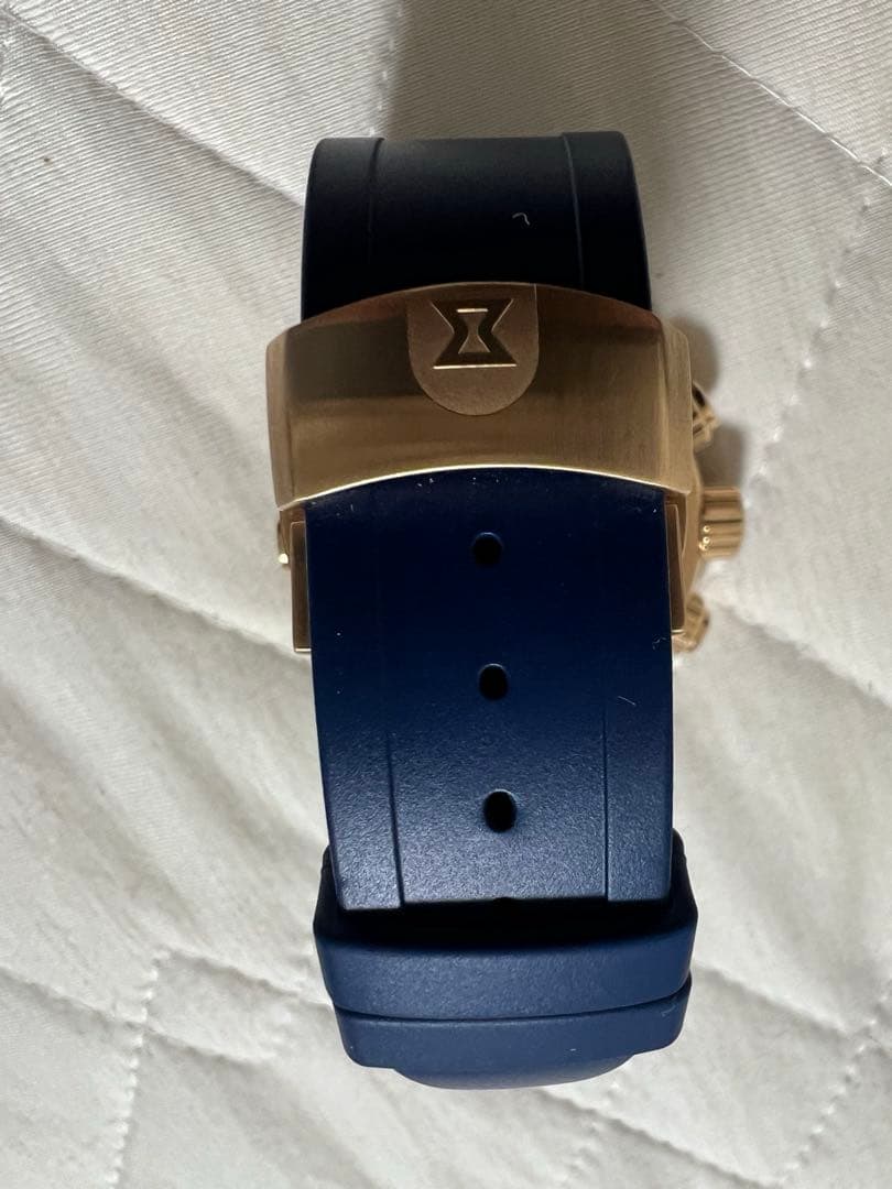 【極美品】EDOX クロノオフショア1 腕時計　クロノグラフ　クォーツ