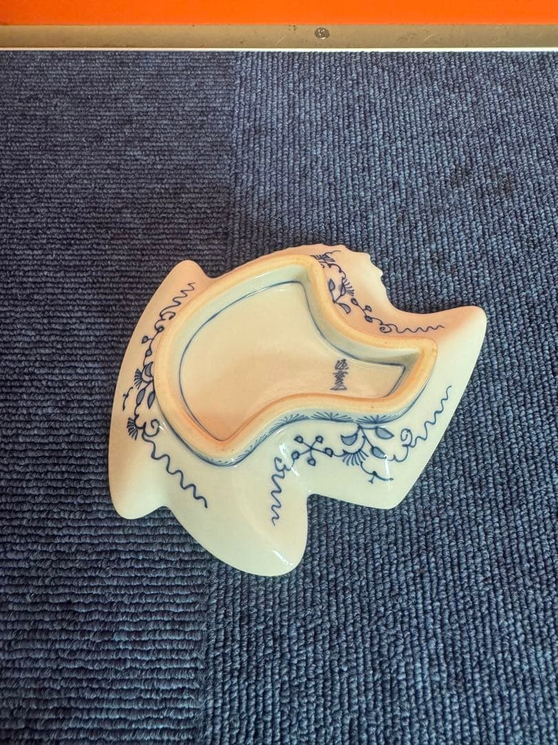 1810  希少　源右衛門　変形皿　鶴文