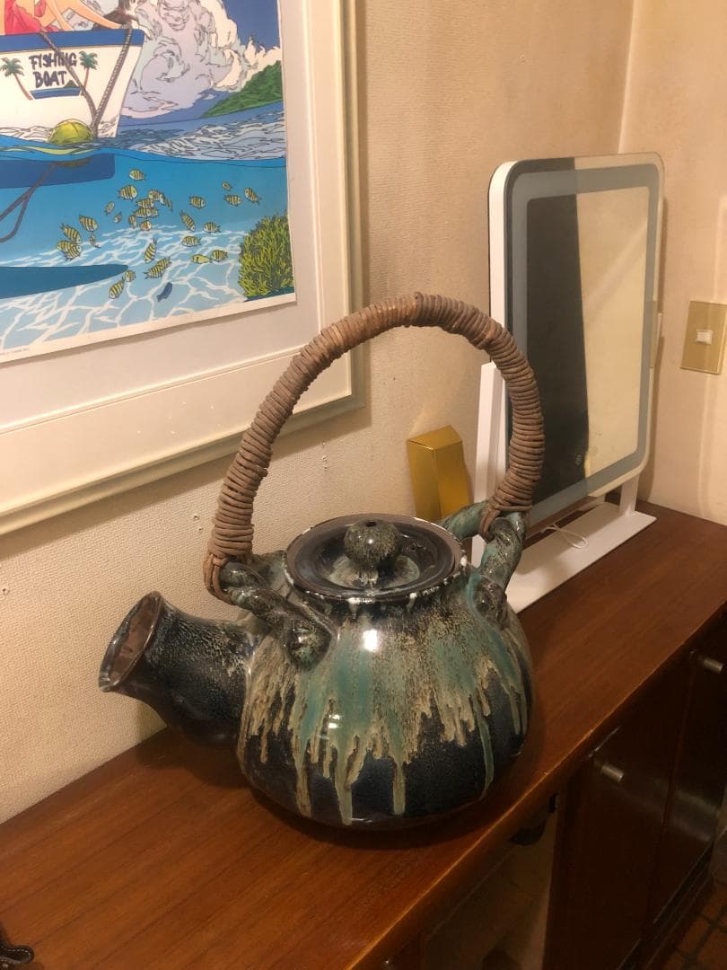 巨大急須　４０㎝×５０㎝　上野焼？