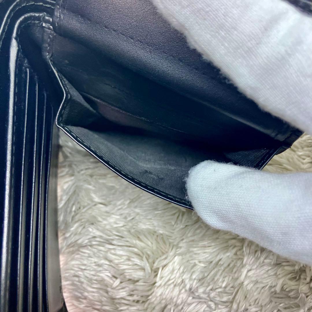 箱付き極美品✨GUCCI キングスネーク GGスプリーム 二つ折り財布 GG柄