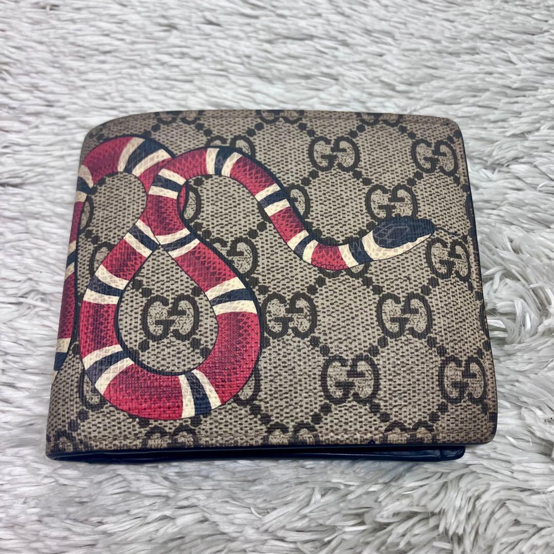 箱付き極美品✨GUCCI キングスネーク GGスプリーム 二つ折り財布 GG柄