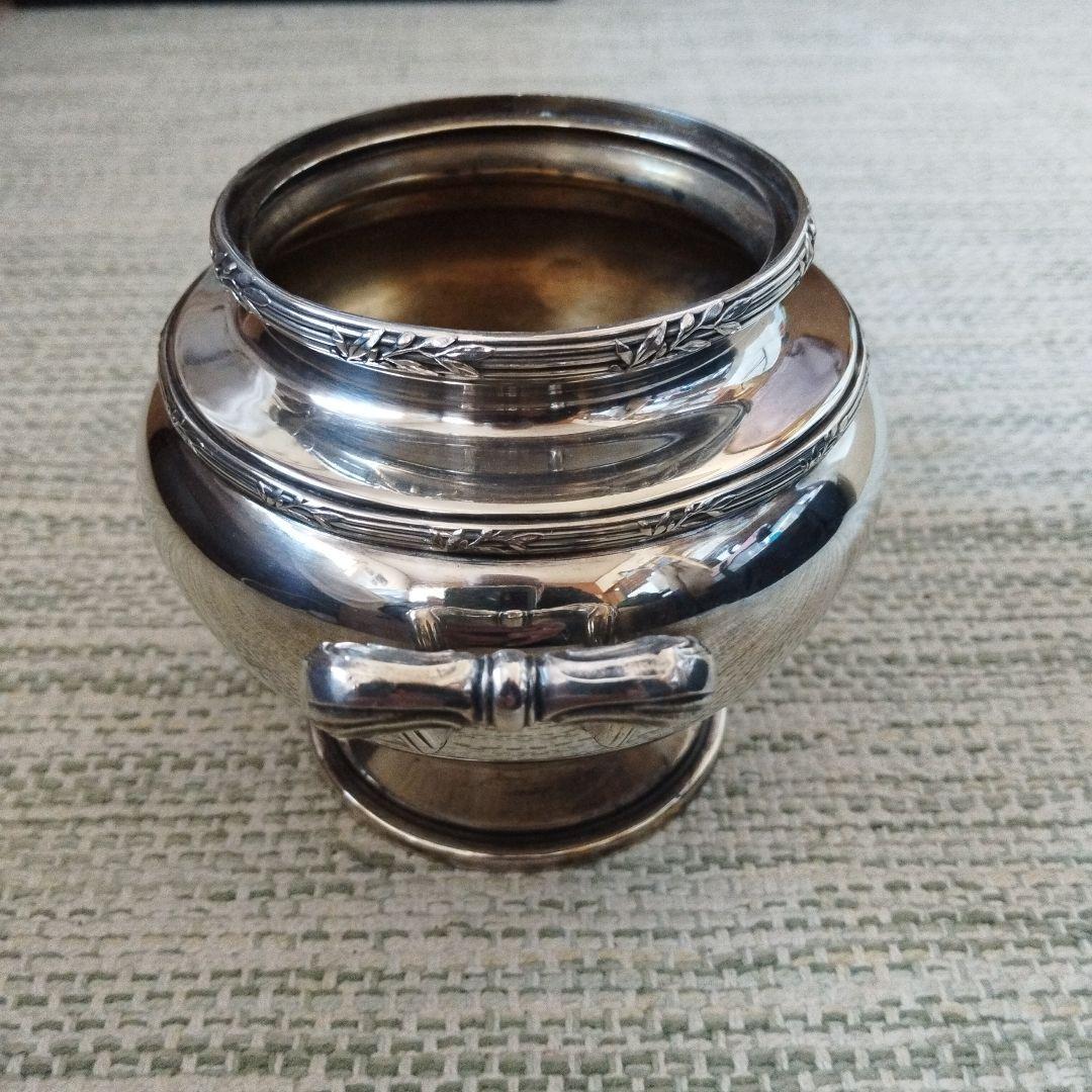 クリストフルガリア　銀器　年代もの ハンドル付き装飾ボウル