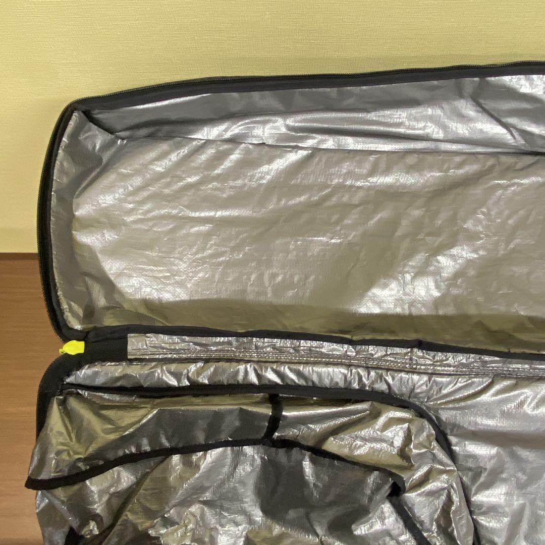 ★美品★DAKINE Low Roller スノーボードバッグ キャスター付き