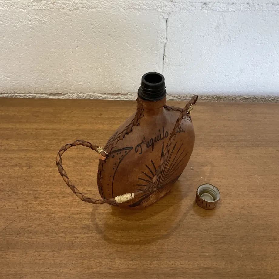 テキーラ　ボトル　水筒　アガベ　メキシコ　ビンテージ