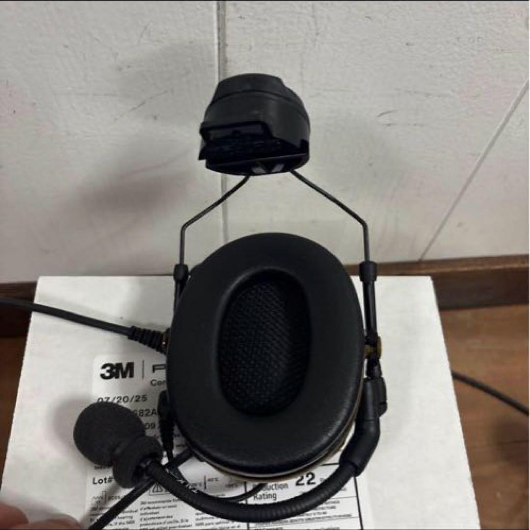 未使用品　米軍放出品　実物　PELTOR COMTAC V 送料無料