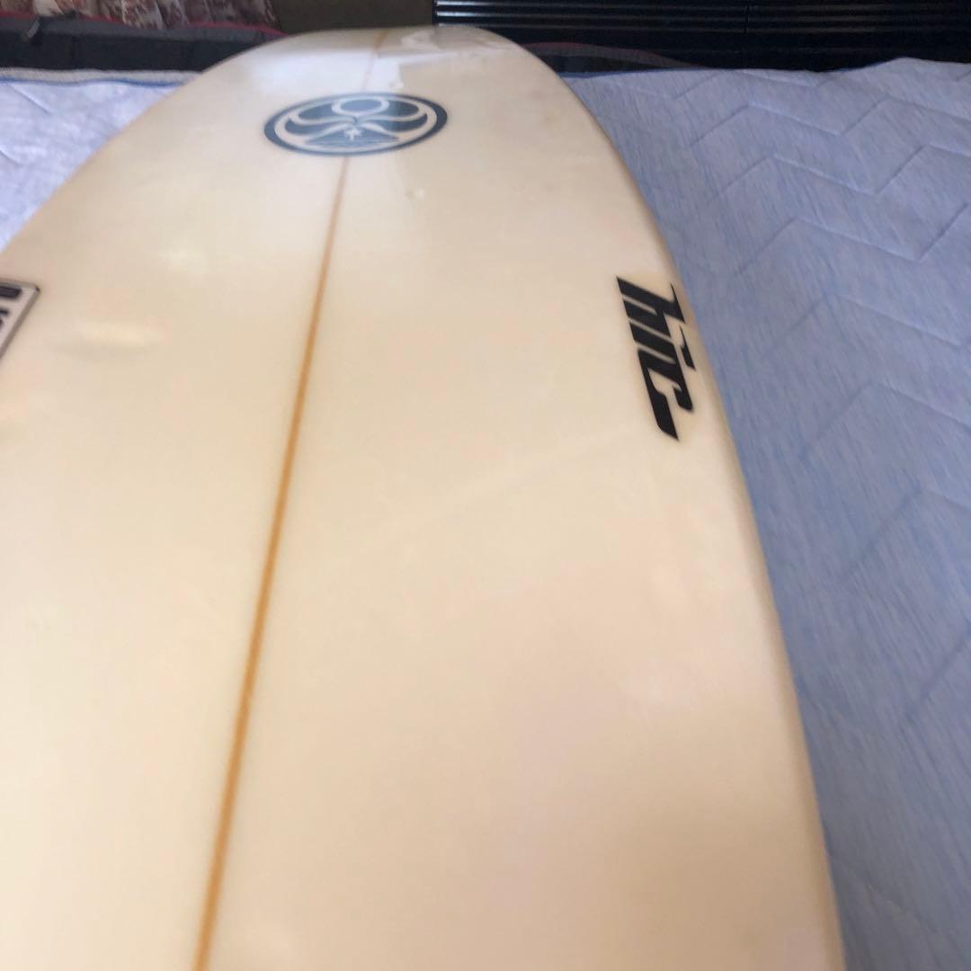 HIC サーフボード 6’0 ケリートコロ FCSフィン付