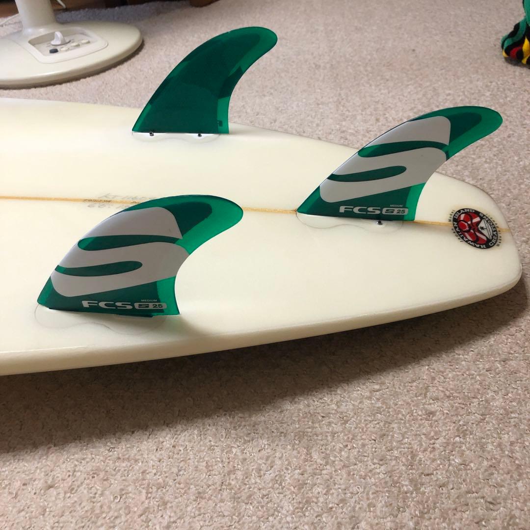 HIC サーフボード 6’0 ケリートコロ FCSフィン付