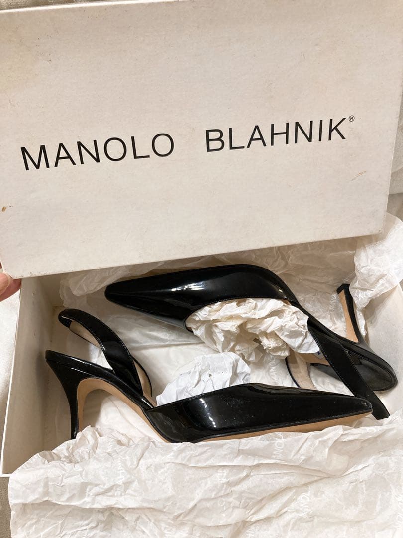 MANOLO BLAHNIK ブラック ハイヒール