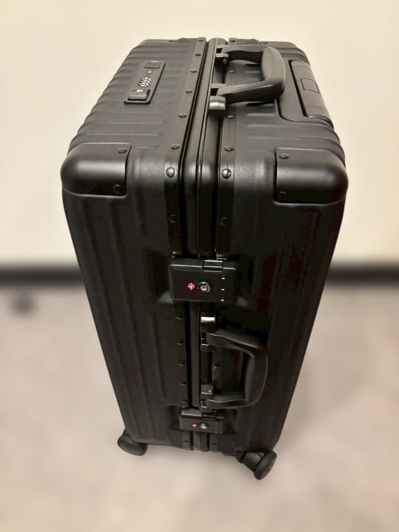 多機能キャリーケース【マットブラックS】B34