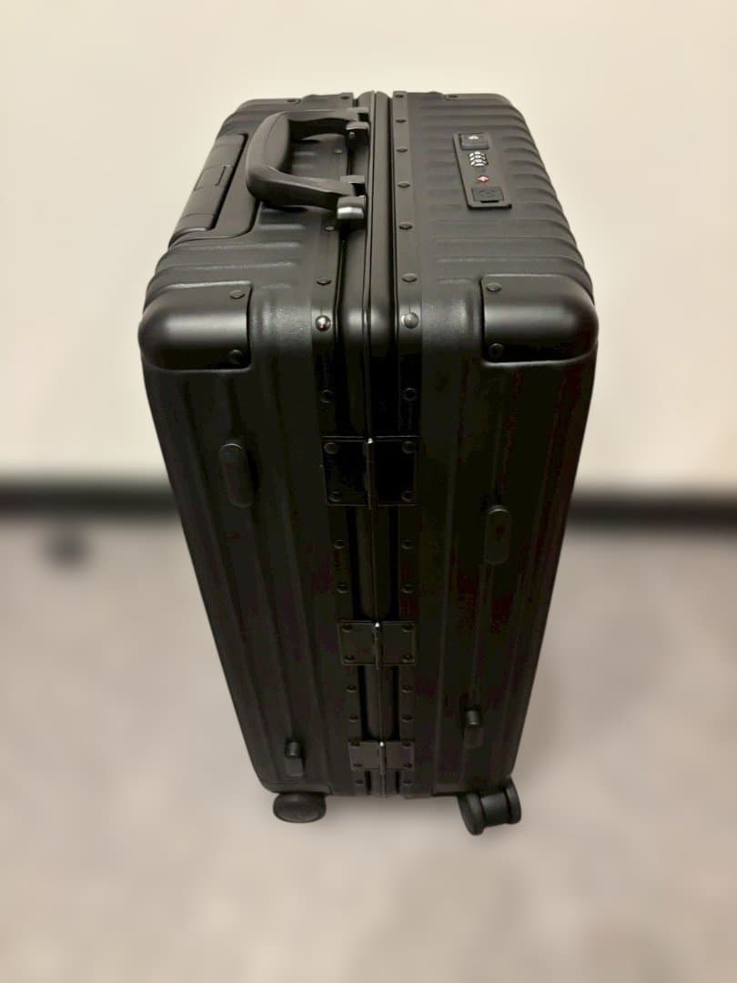 多機能キャリーケース【マットブラックS】B34