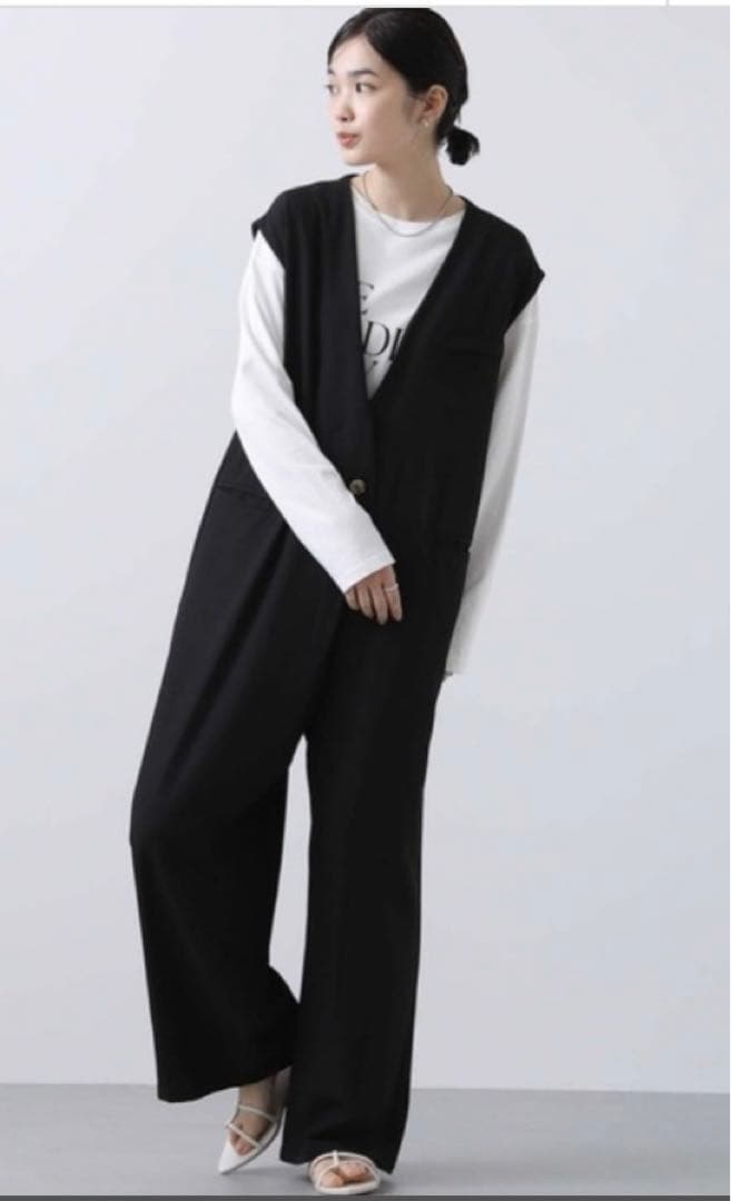 ☆新品未使用☆Gready Brilliant Ｖネックサロペット