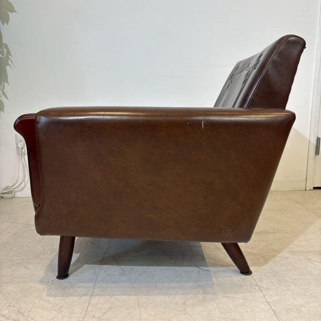ヴィンテージ　レザー　1人掛けソファ アームチェア クラシック　喫茶店　レトロ