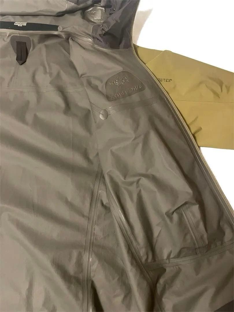 激レア 美品 ARC'TERYX BEAMS 別注 BETA SL 金ロゴ刺繍