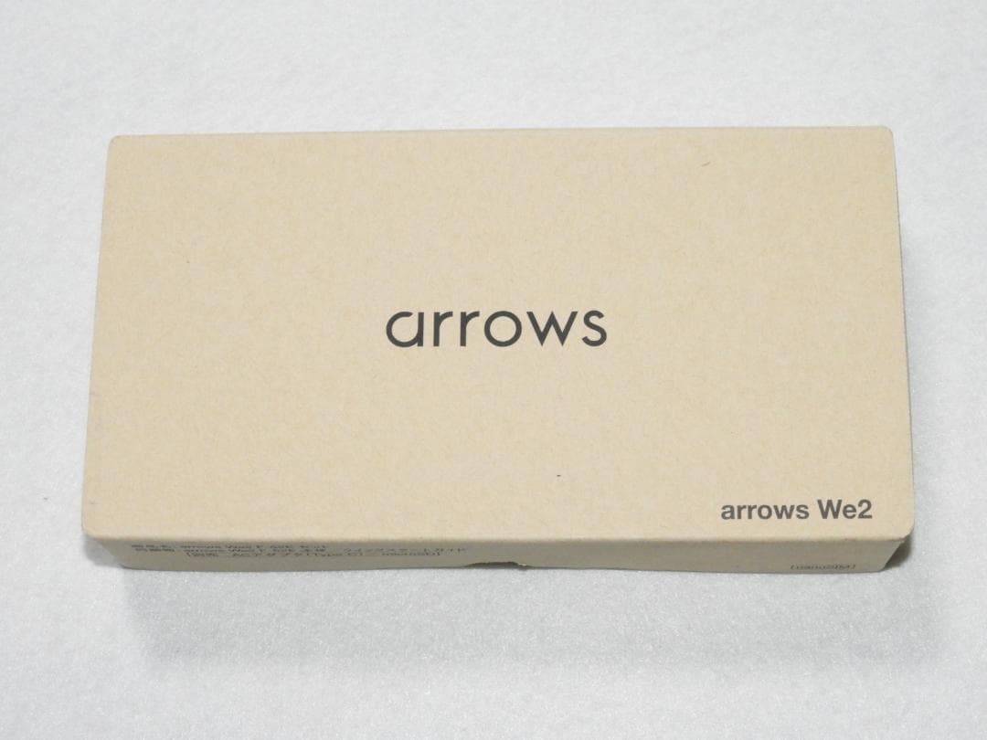 未使用 FCNT arrows We2 F-52E ライトオレンジ SIMフリー