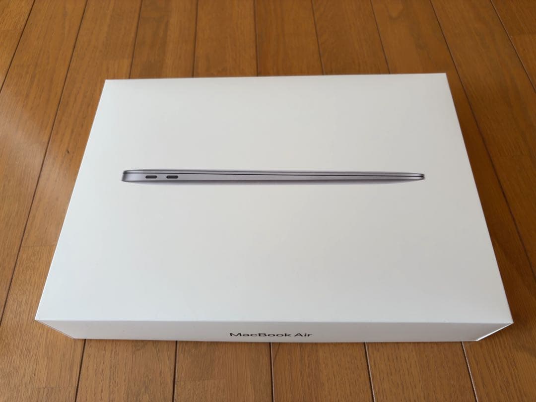 MacBook Air M1 8GB 13インチ 本体