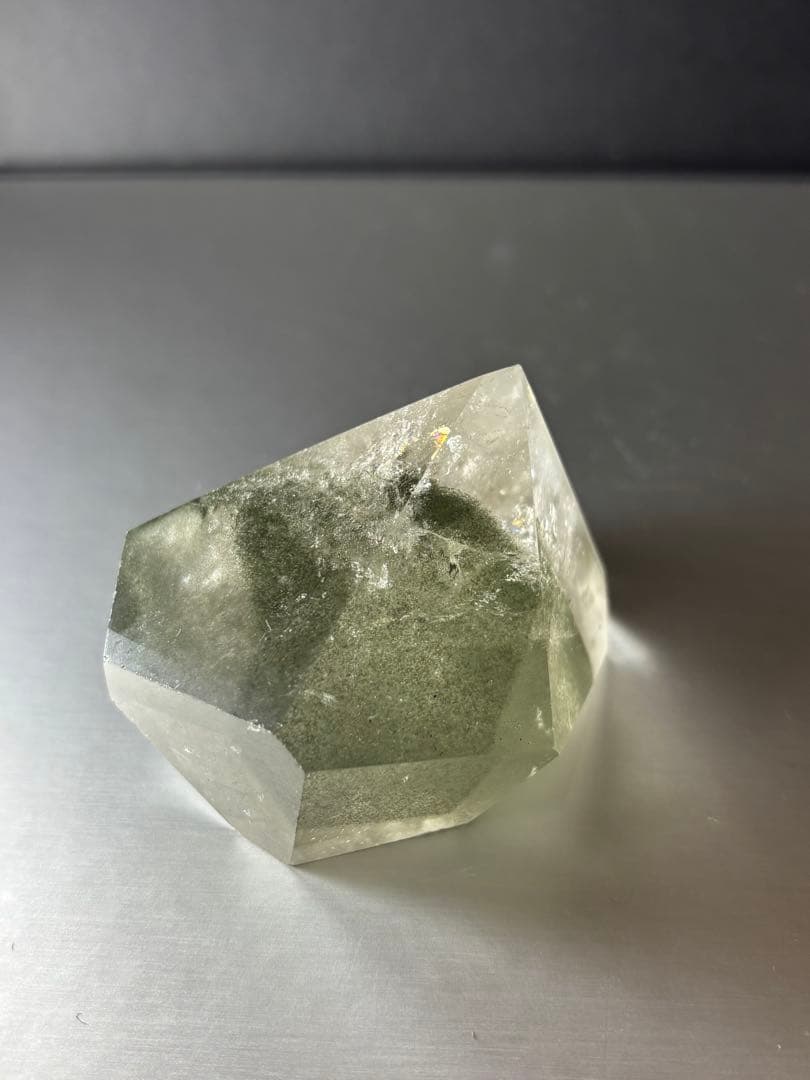 グリーンファントム　グリーンガーデン　フリーカット　151g 天然石