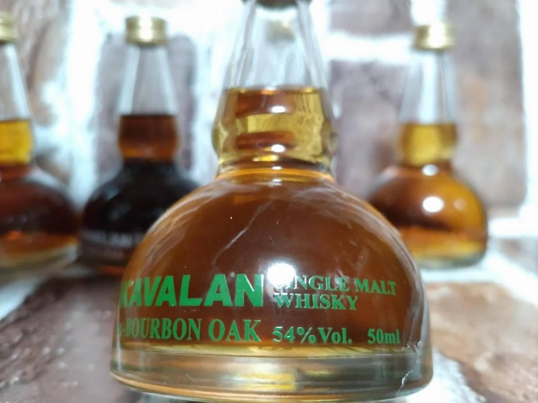 ☆KAVALANポットスチル型　ミニチュアボトルギフトセット☆