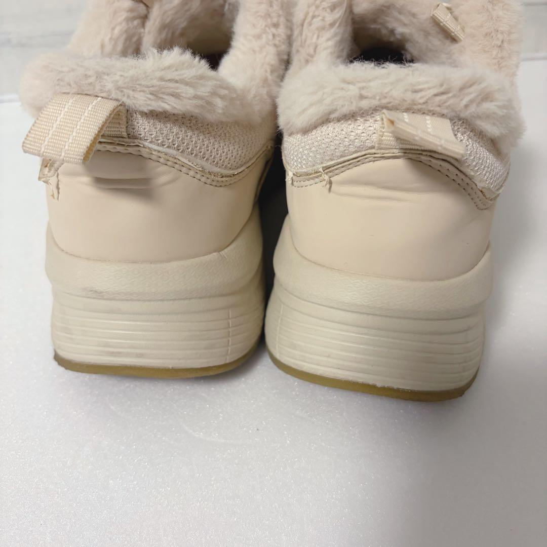 【美品】RANDA ベージュ ファーデザインスニーカー　完売品りお様おまとめ