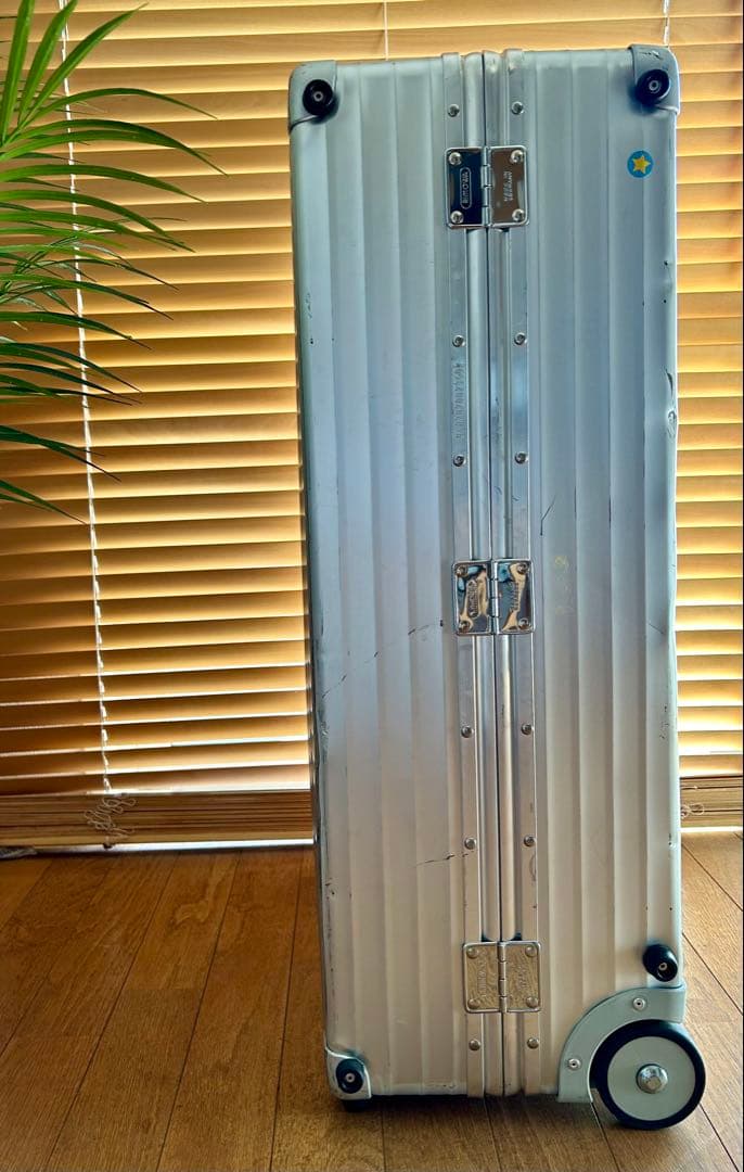 RIMOWA リモワ 大型 2輪 ヴィンテージ シルバー 旧モデル ドイツ購入