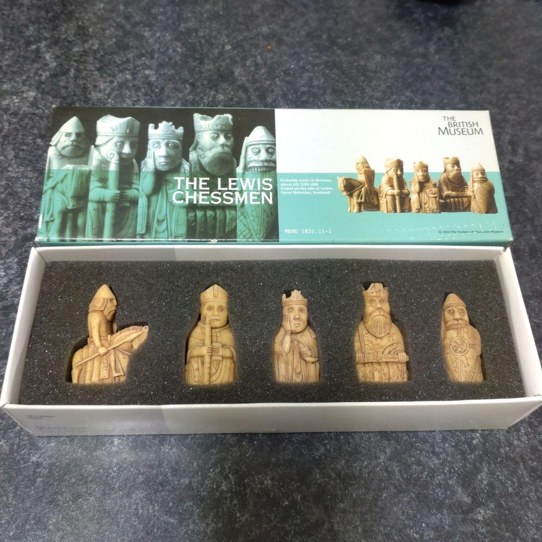 ルイス島のチェス駒／海洋堂