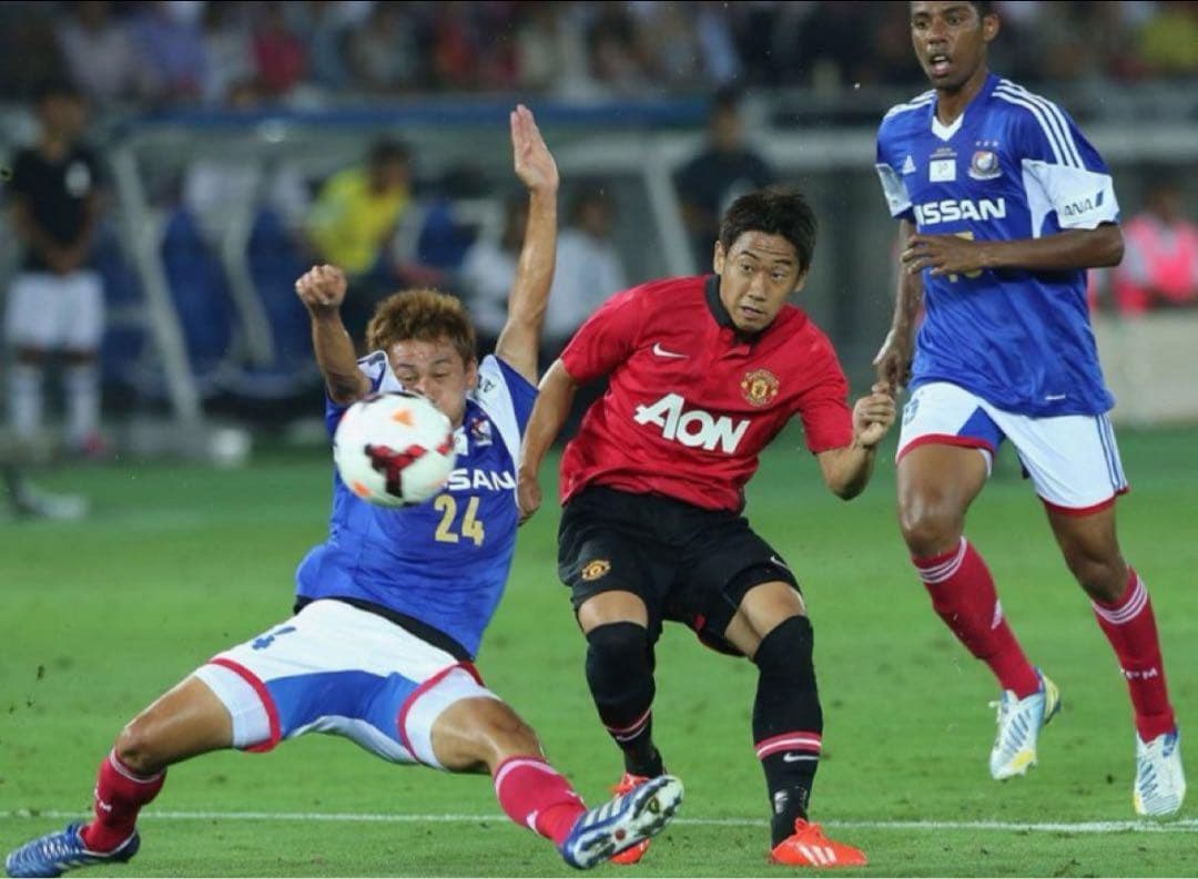 【限定記念モデル】中村俊輔 ＃２５ 横浜F・マリノス ／マンチェスターU戦仕様