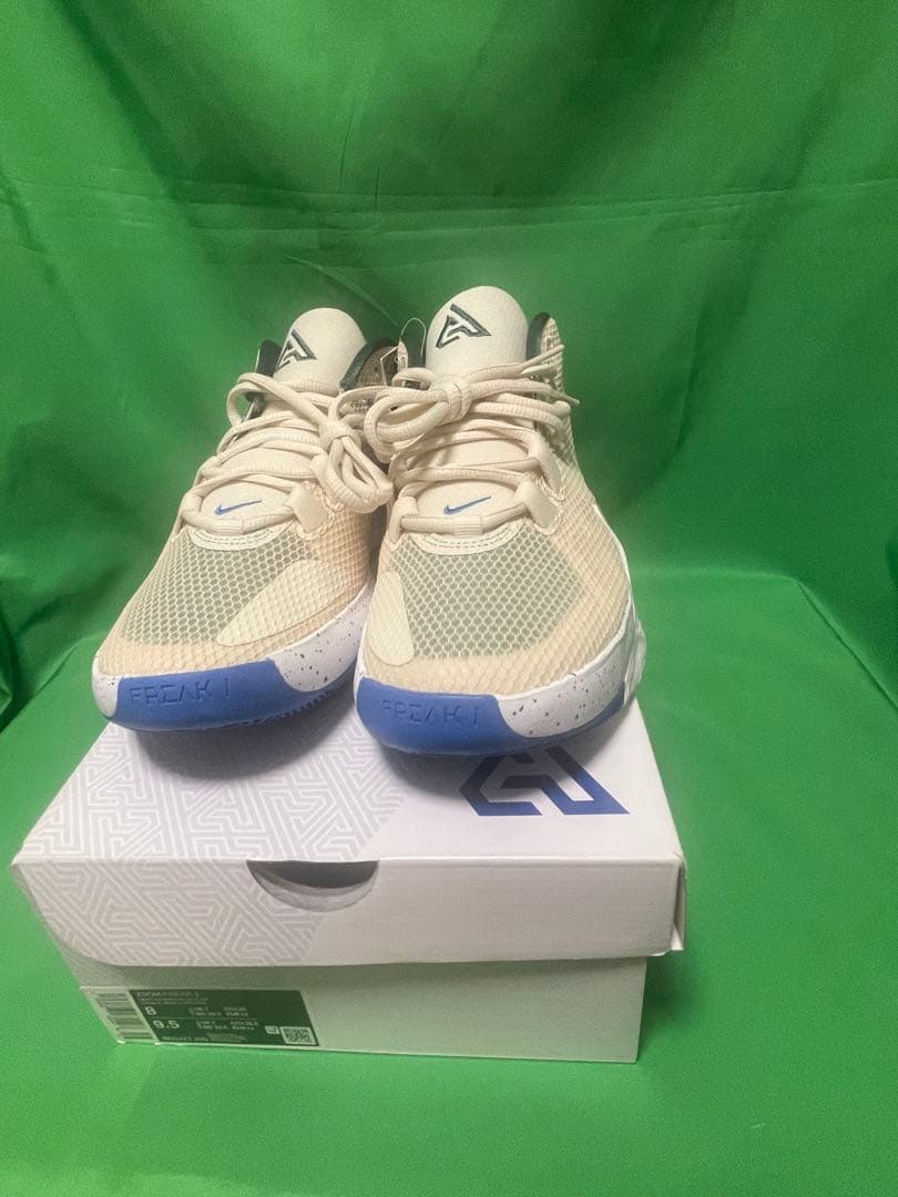 ナイキ ズームフリーク 26.0Nike Zoom Freak 1