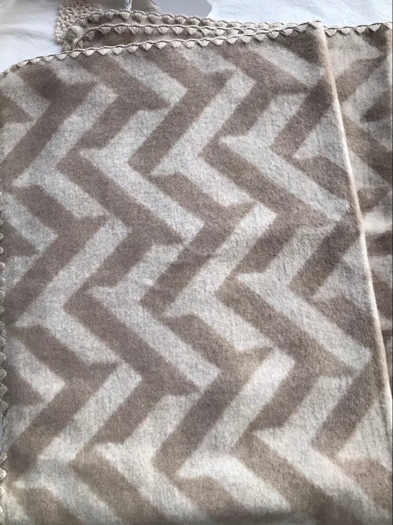 ミナペルホネンsiksakブランケット⭐︎ベージュ系xsサイズ美品