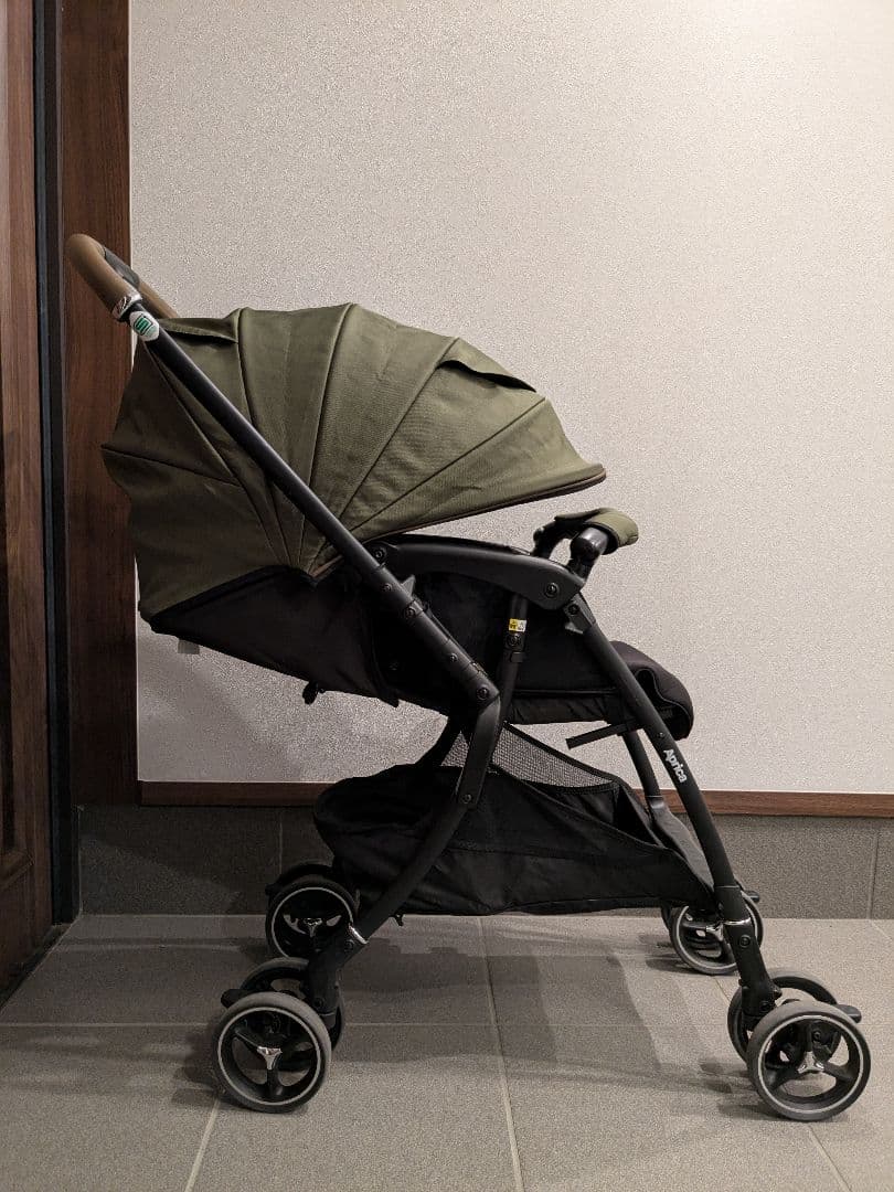 ApricaラクーナクッションフリーAC (2023年モデル)