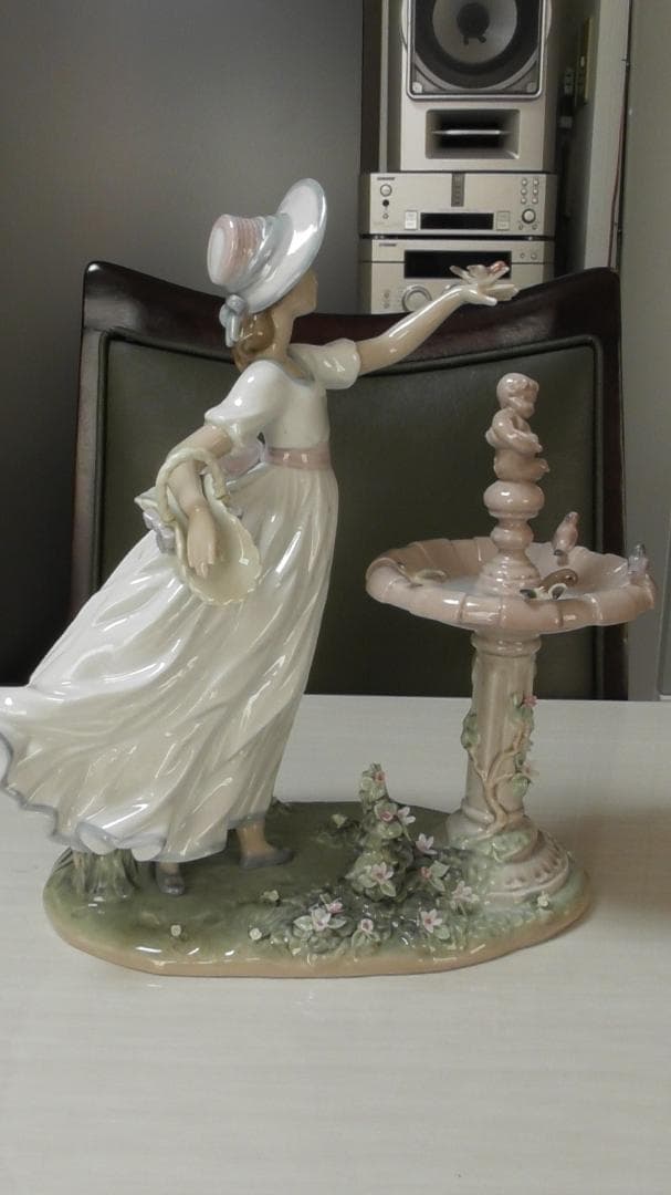 LLADRO　リヤドロ【春を告げる小鳥たち】２　リアドロ　インテリア　　Ｌ454