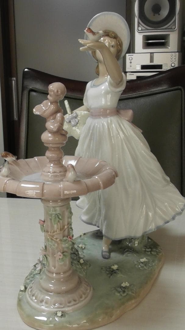 LLADRO　リヤドロ【春を告げる小鳥たち】２　リアドロ　インテリア　　Ｌ454