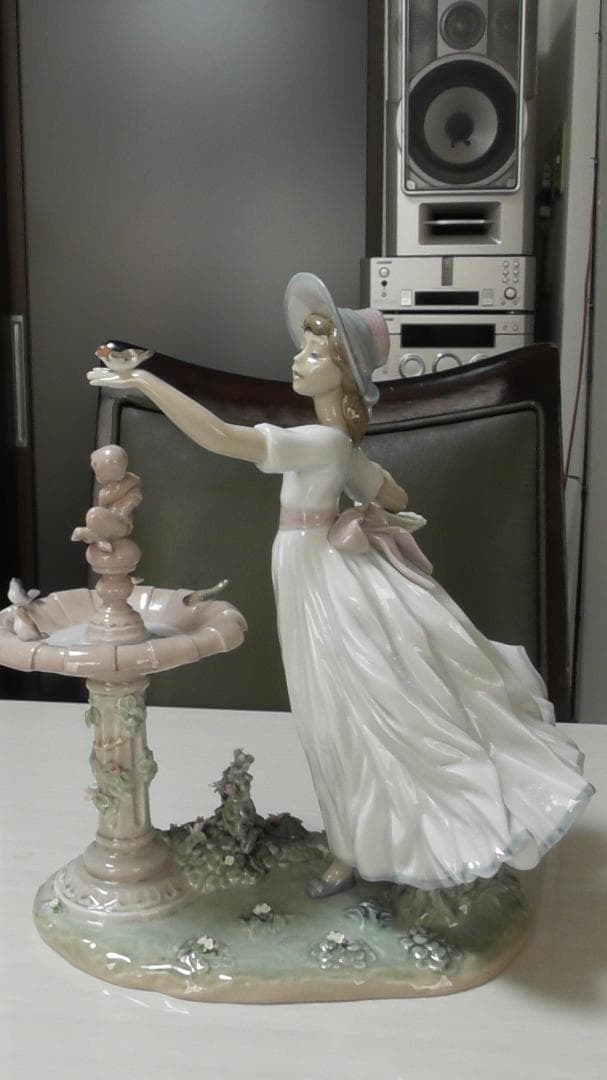 LLADRO　リヤドロ【春を告げる小鳥たち】２　リアドロ　インテリア　　Ｌ454