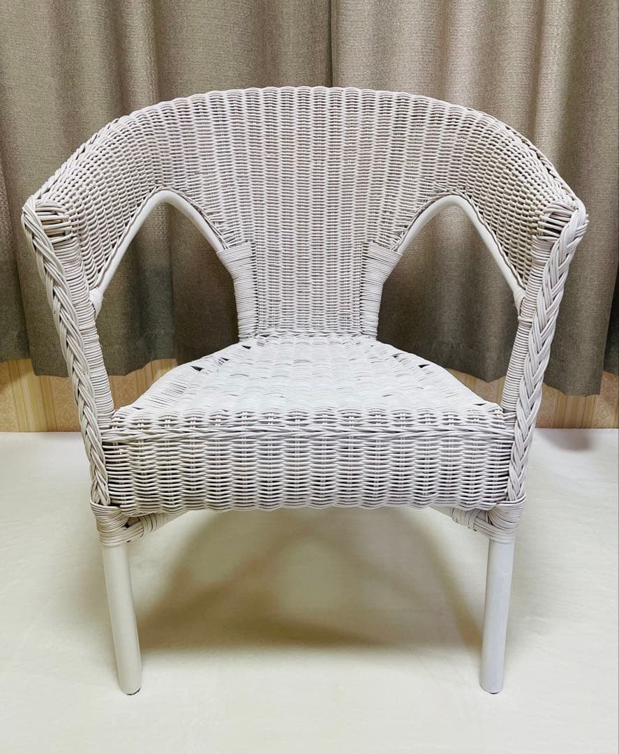 送料込み/タグ付き/新品未使用/ラタン/ホワイト/アームチェア