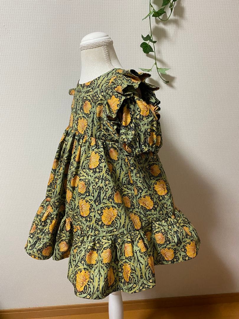 ハンドメイド　フリルウエストギザーワンピース