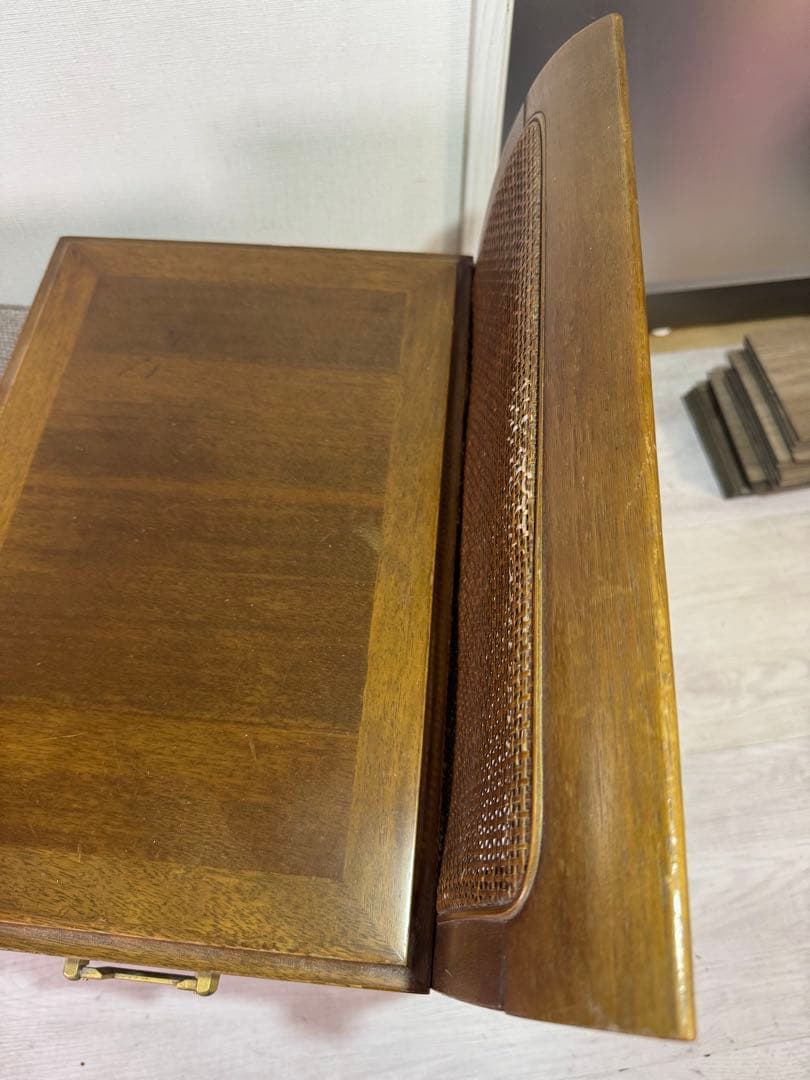 マルニ　maruni　地中海　サイドテーブル　電話台　ソファ