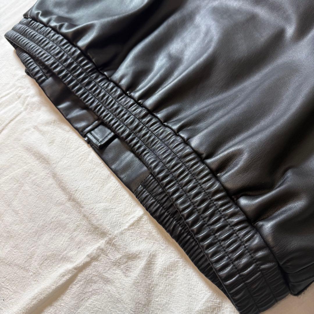 完売品　adidas Originals アディダス　フェイクレザージャケット