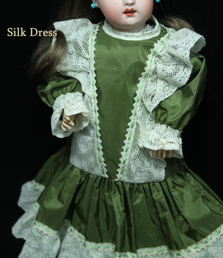 ◎シルクドレス◎｟フランス製｠ジュモー等の約３５cmのビスクドールに 洋服