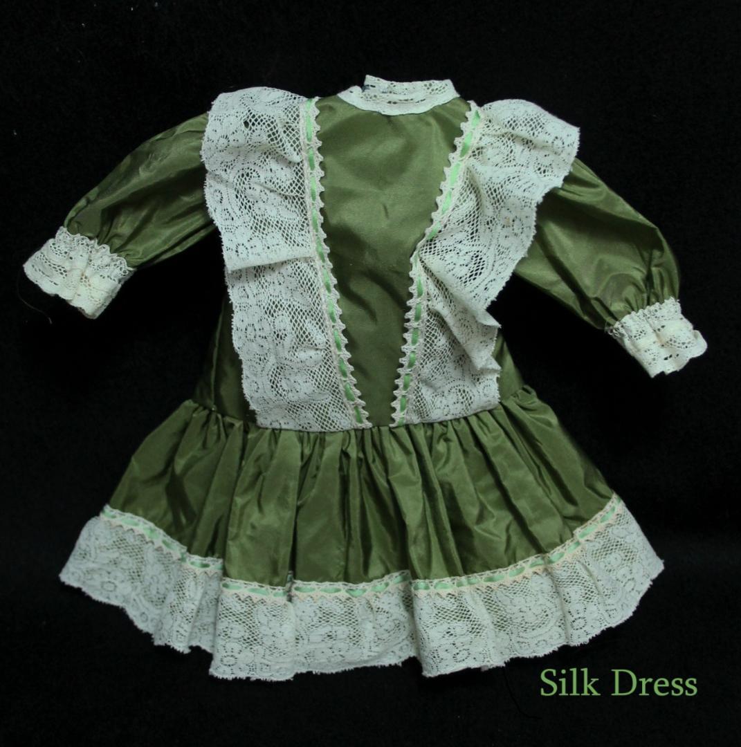 ◎シルクドレス◎｟フランス製｠ジュモー等の約３５cmのビスクドールに 洋服