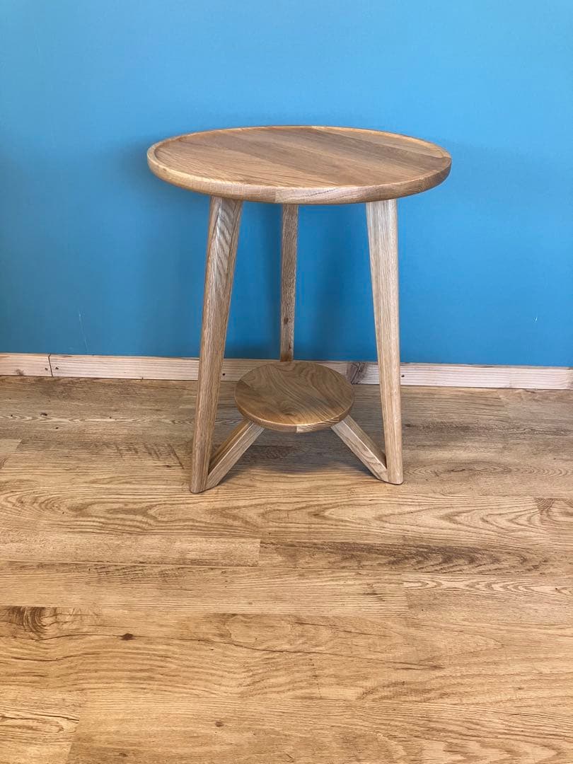 オーク無垢材　サイドテーブル