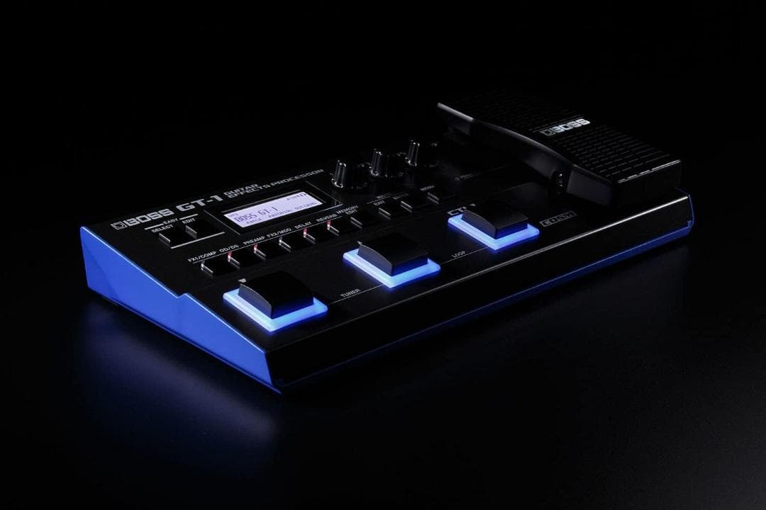 BOSS GT-1マルチエフェクターと純正ACアダプターPSA-100S2セット